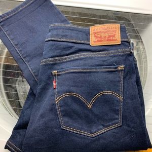 712 high rise skinny sz 31